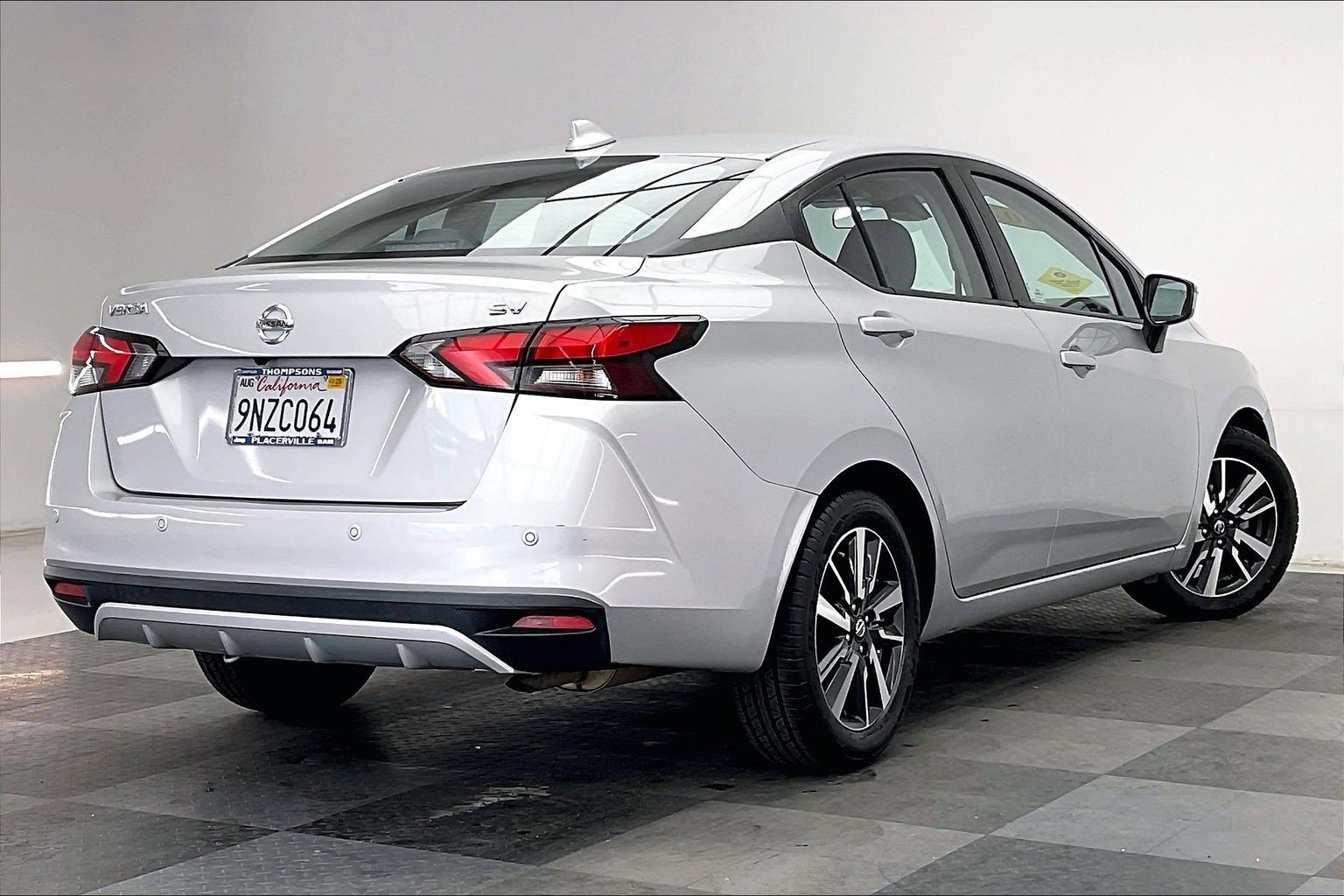 Used 2021 Brilliant Silver Metallic Nissan 1.6 SV image 13