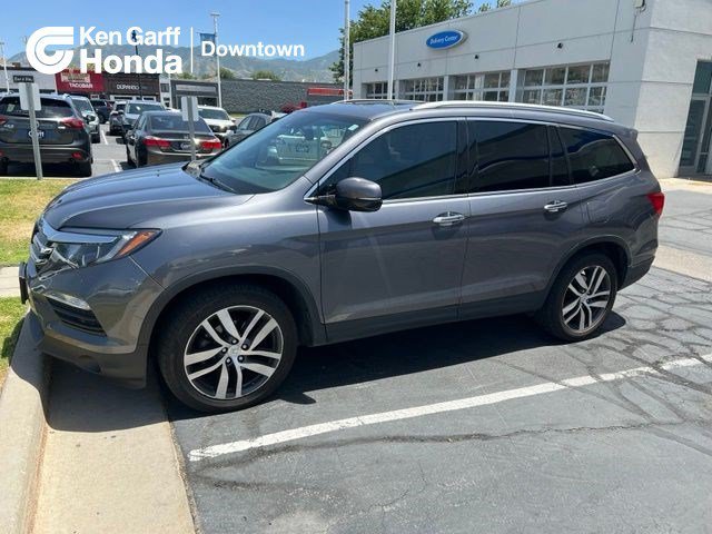 2016 Honda Pilot 4WD Touring's photo