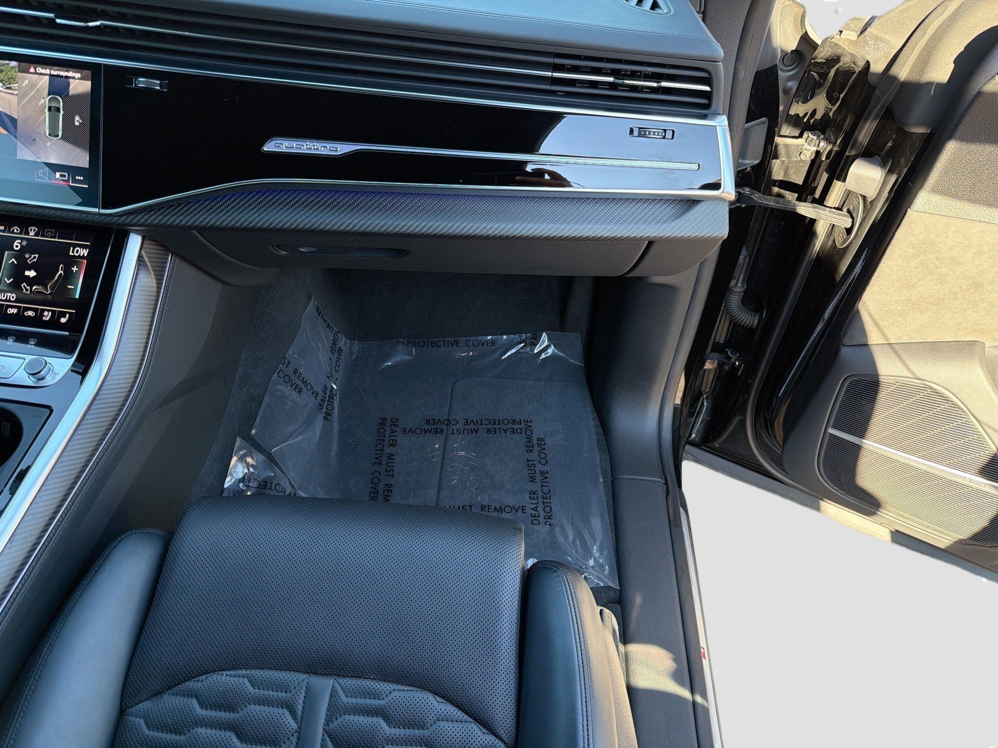 2022 Audi RS Q8 Base - Photo 17