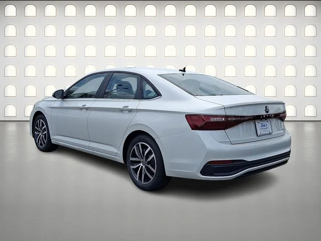 New 2026 White Volkswagen 1.5T SE image 3