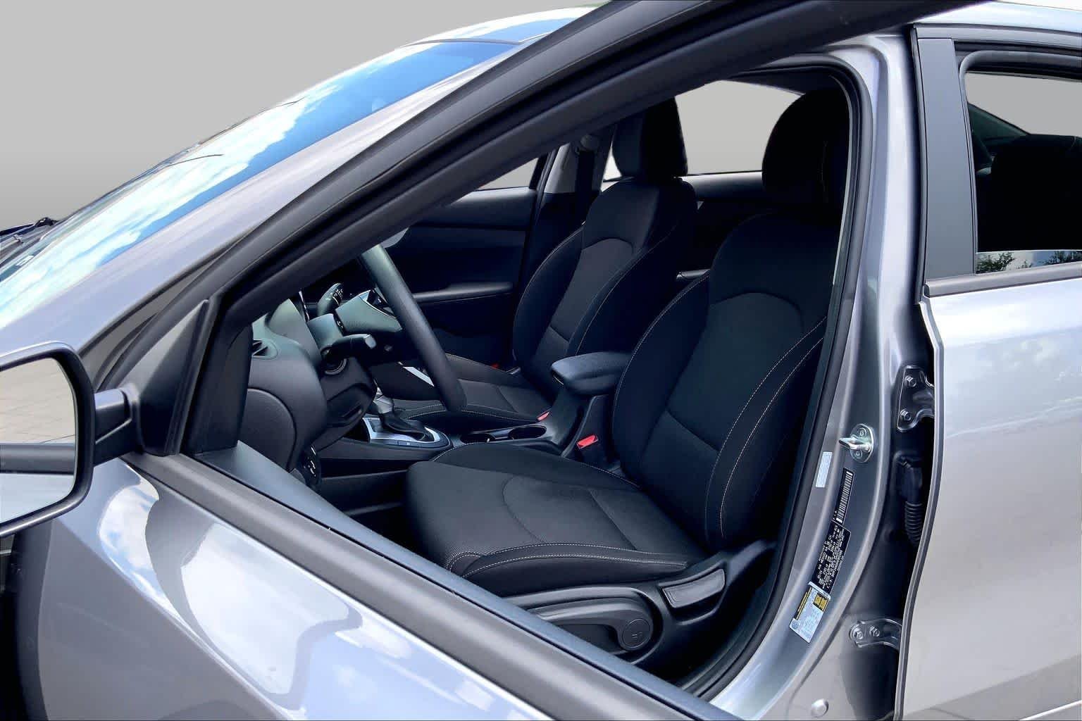 Used 2024 Steel Gray Kia LXS image 8