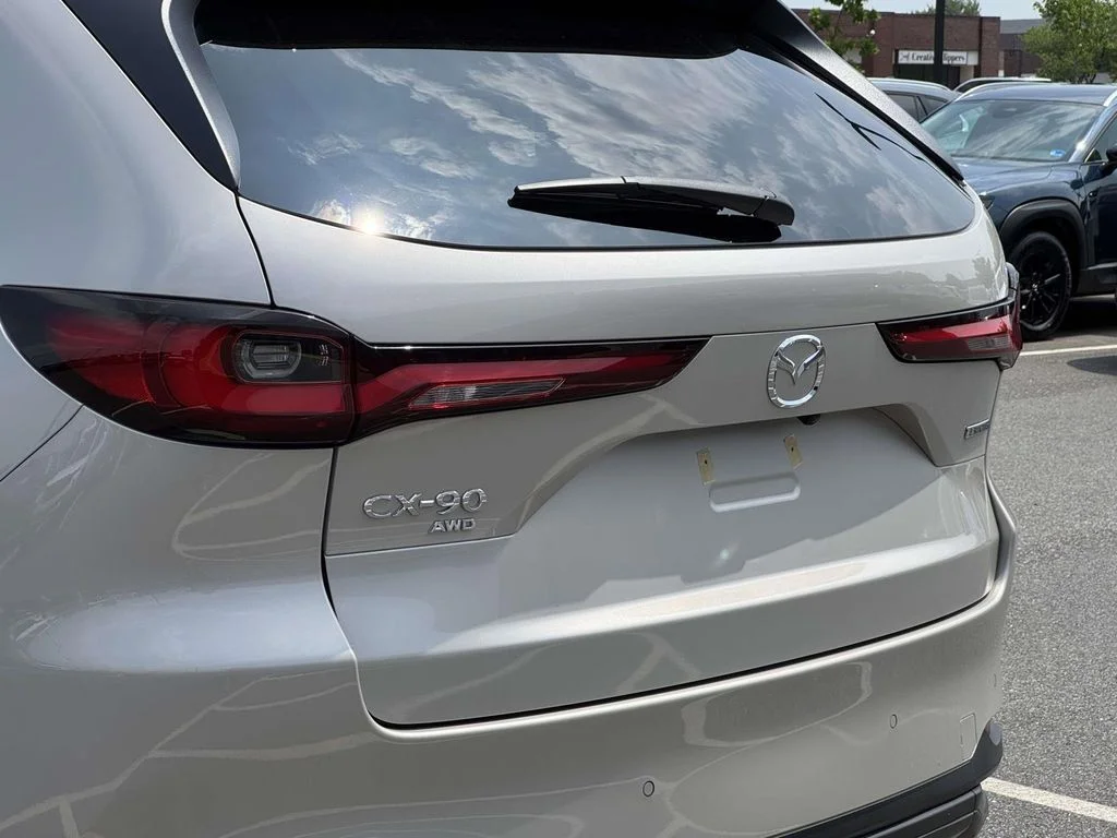 2026 Mazda CX-90 Preferred Package - Photo 11