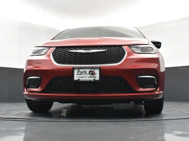 2026 Chrysler Pacifica Select - Photo 23