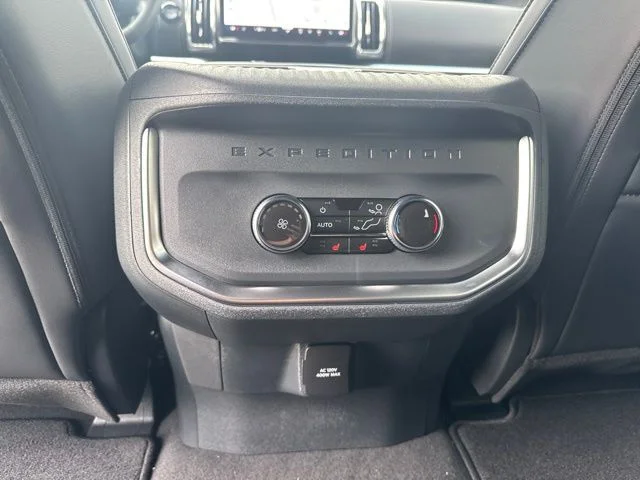 New 2027 Gray Ford Platinum image 14