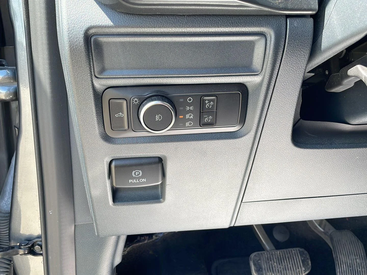 Used 2023 Carbonized Gray Ford XL image 19