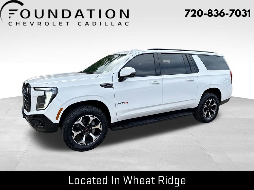 2025 GMC Yukon AT4 4X4's photo