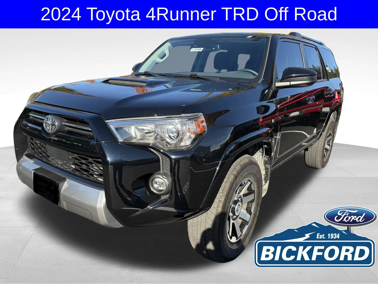 2024 Toyota 4Runner TRD Off-Road