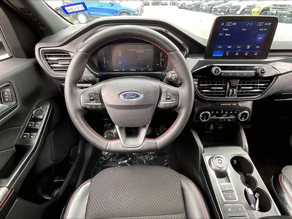 Used 2025 Silver Metallic Ford ST-Line Select image 16