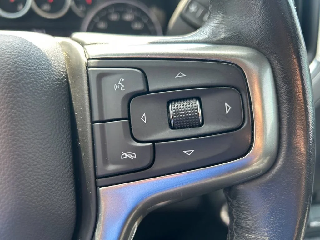 Used 2020 SATIN STEEL METALLIC Chevrolet RST image 31