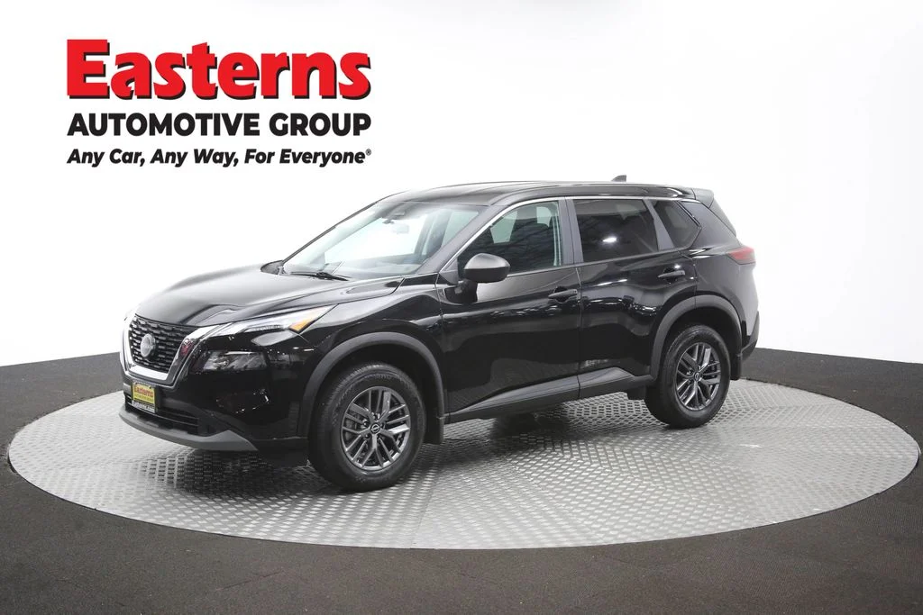 Used 2023 Black Nissan S image 51