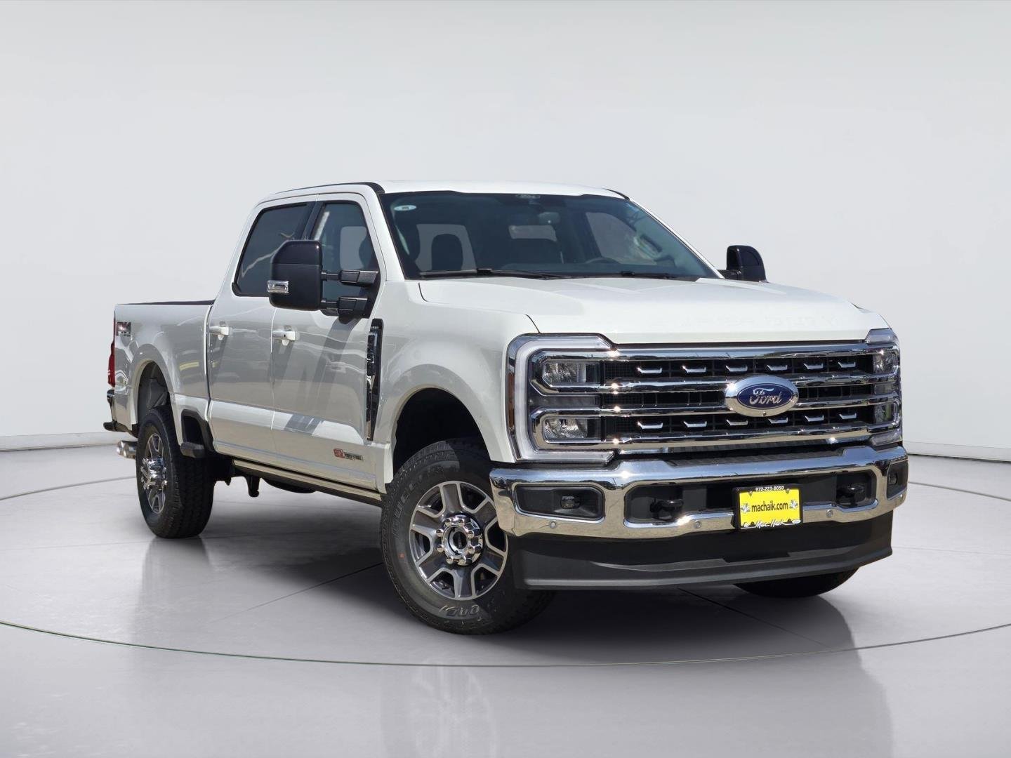 New 2026 Star White Metallic Tri-Coat Ford F-250® Lariat® image 1