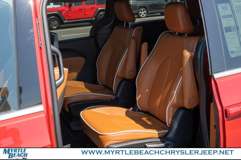 New 2026 Red Hot Pearl-Coat Exterior Paint Chrysler Pinnacle image 14