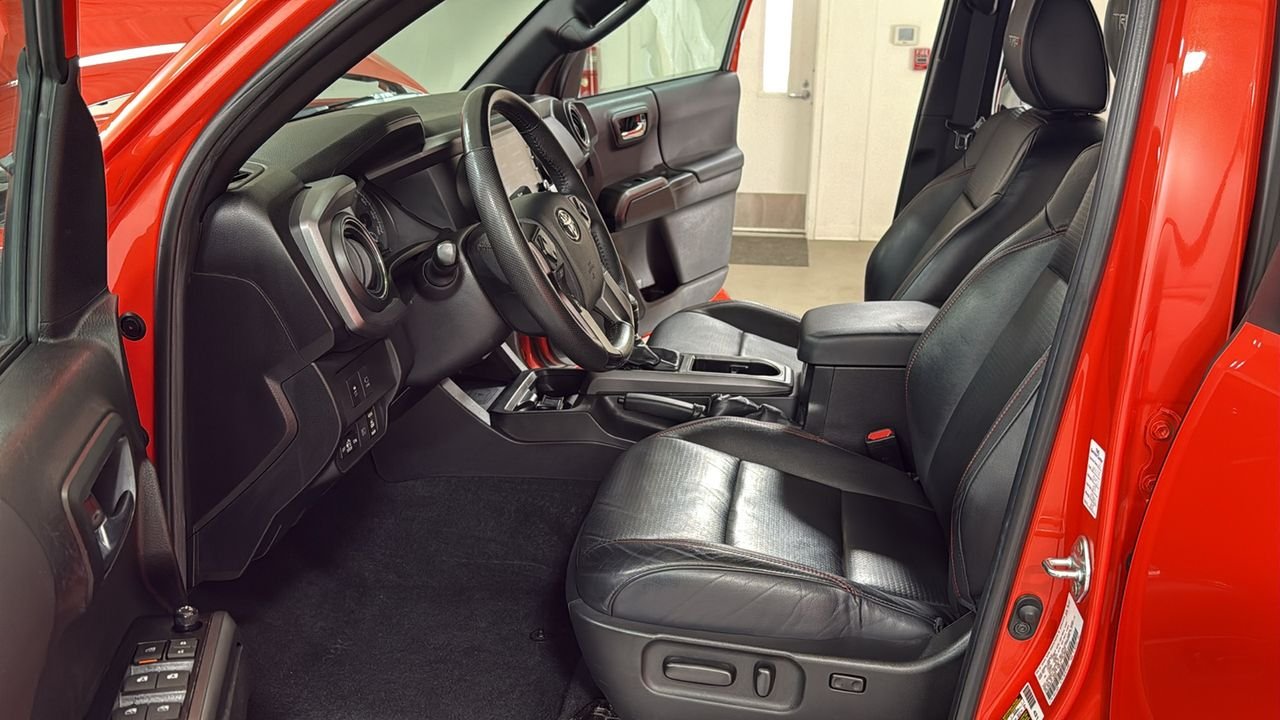 2023 Toyota Tacoma TRD Pro - Photo 12