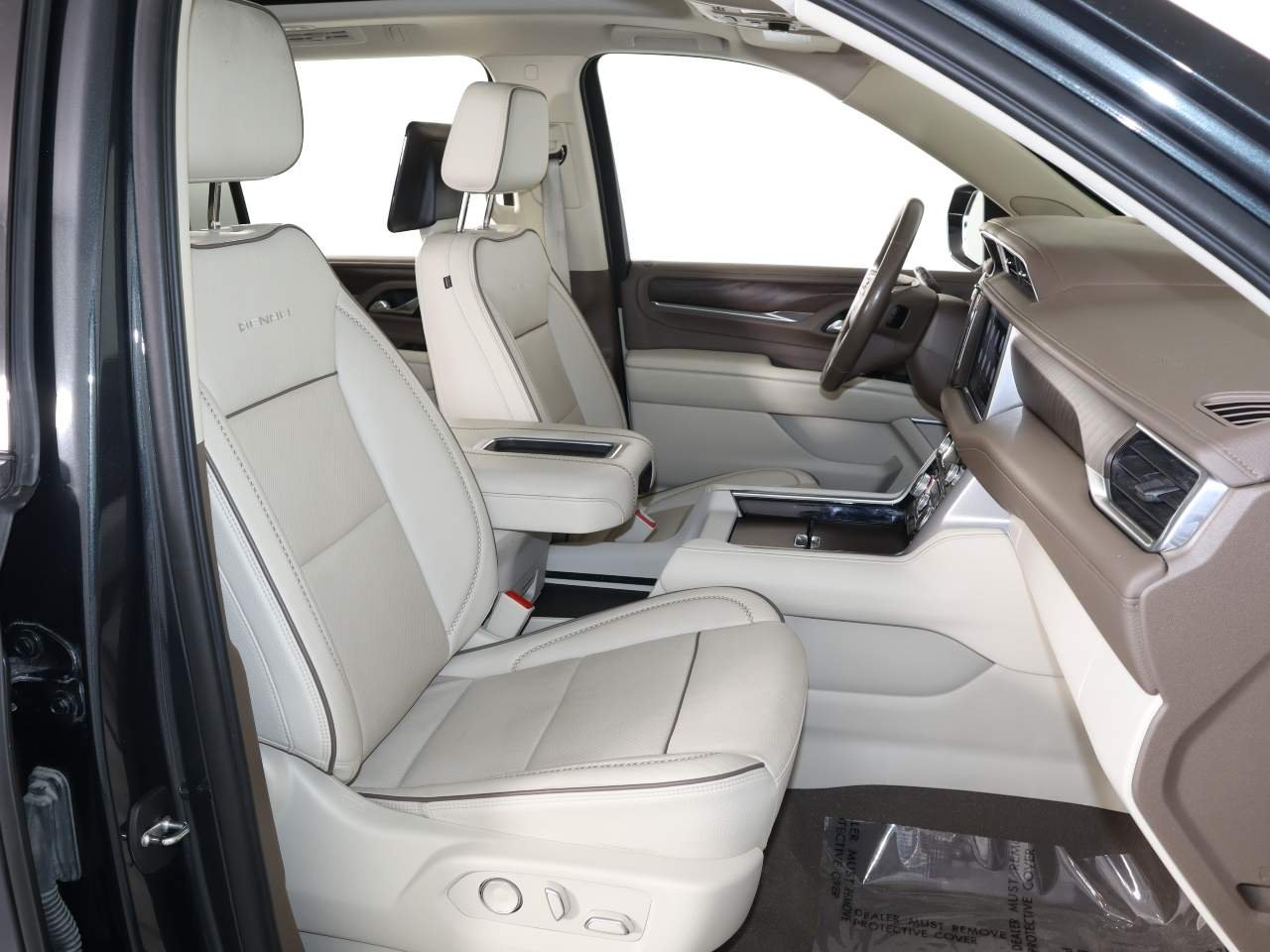 Used 2021 Hunter Metallic GMC Denali image 15