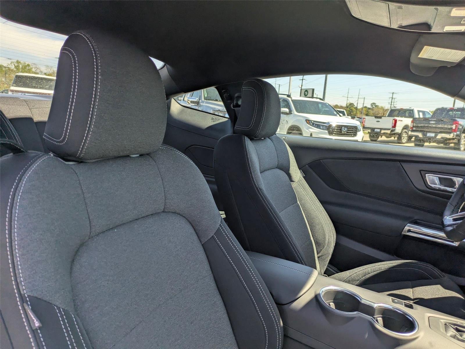 New 2026 Oxford White Ford EcoBoost® Fastback image 28