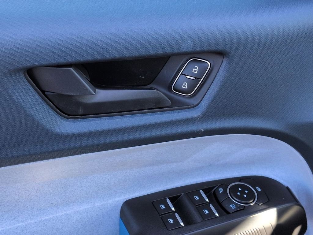 New 2026 White Ford XLT image 10