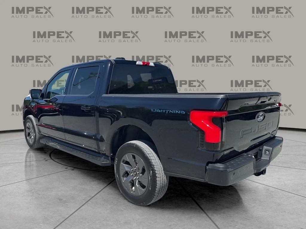 Used 2024 Black Ford Flash image 3