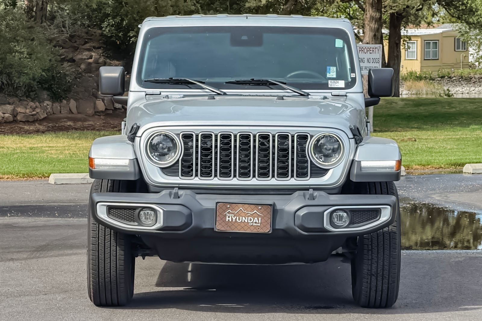 2024 Jeep Wrangler 4-Door Sahara - Photo 10