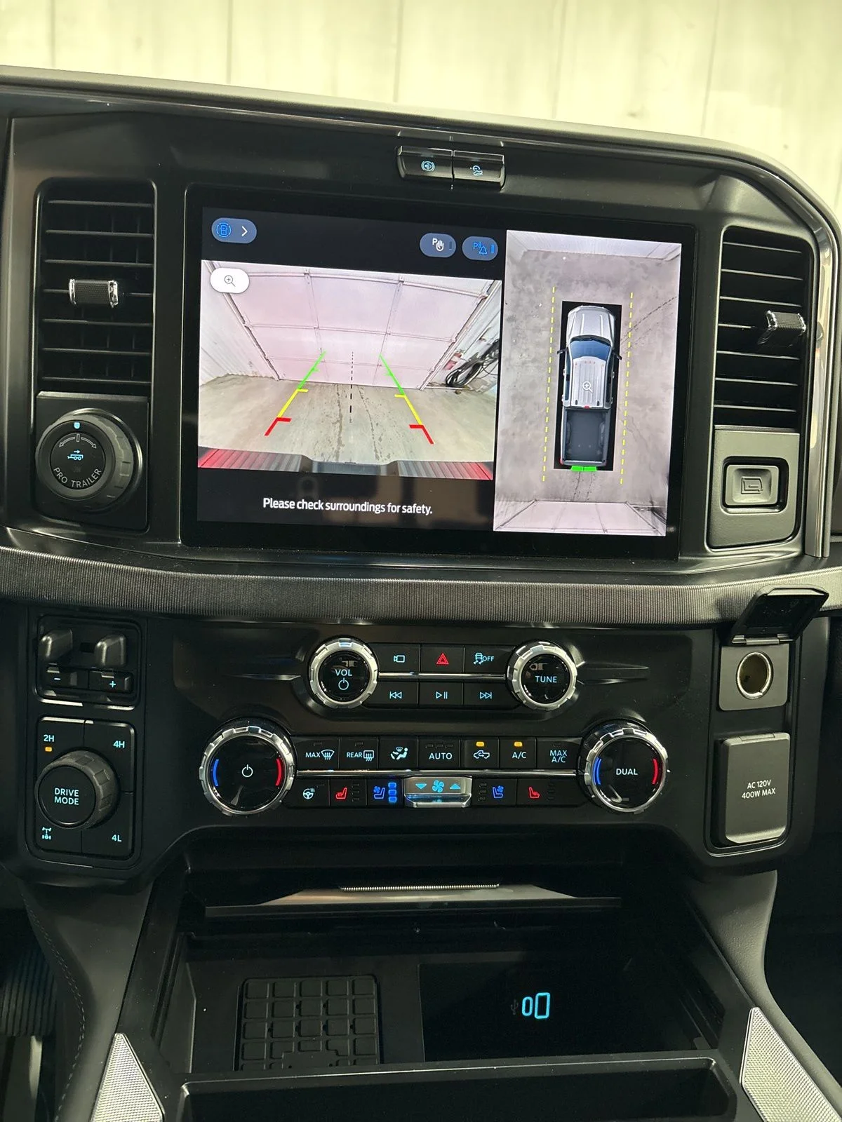 2026 Ford F-350 Super Duty Platinum - Photo 12