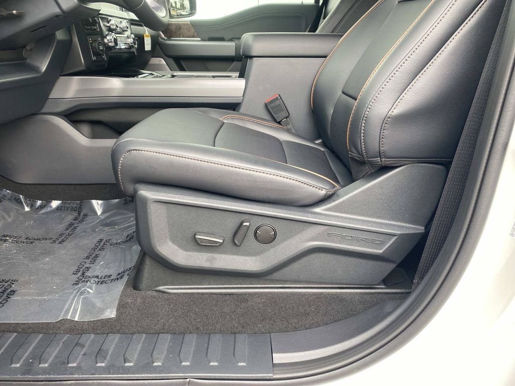 New 2026 Star White Metallic Tri-Coat Ford F-350® Lariat® image 13