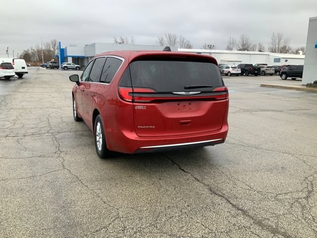 2025 Chrysler Pacifica Select - Photo 9