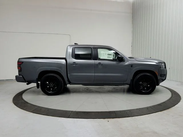2026 Nissan Frontier SV - Photo 8