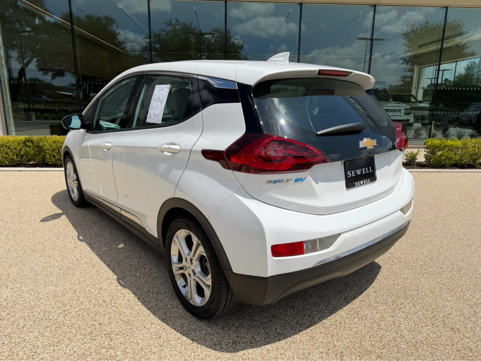 Used 2017 Summit White Chevrolet LT image 8
