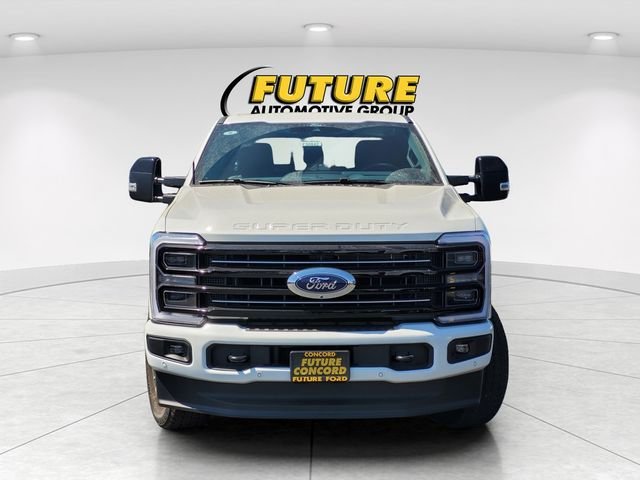 New 2025 Star White Metallic Tri-Coat Ford F-250® Platinum® image 29