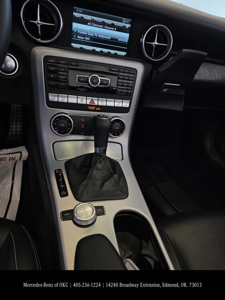 Used 2015 Silver Mercedes-Benz SLK 350 image 11
