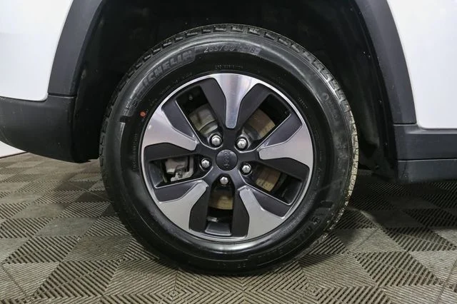 Used 2023 White Jeep 4xe image 16