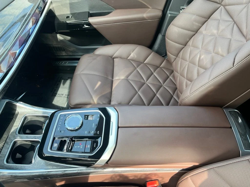 Used 2026 Oxide Grey Met BMW 740i xDrive image 18