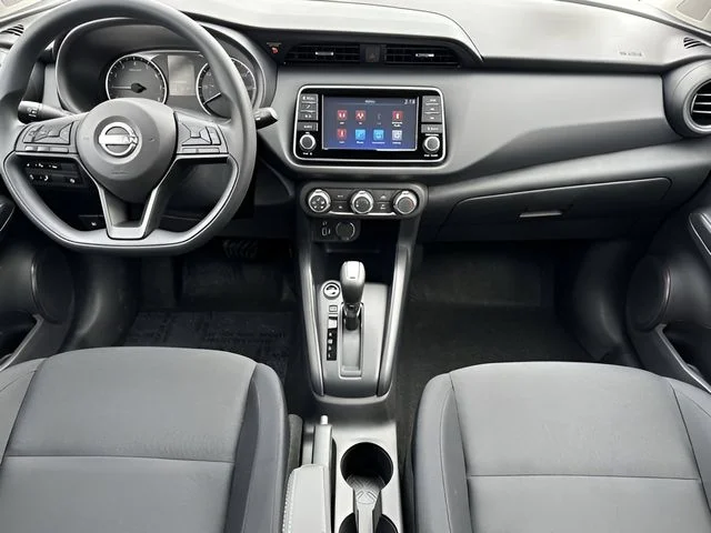 2025 Nissan KICKS PLAY Base - Photo 6