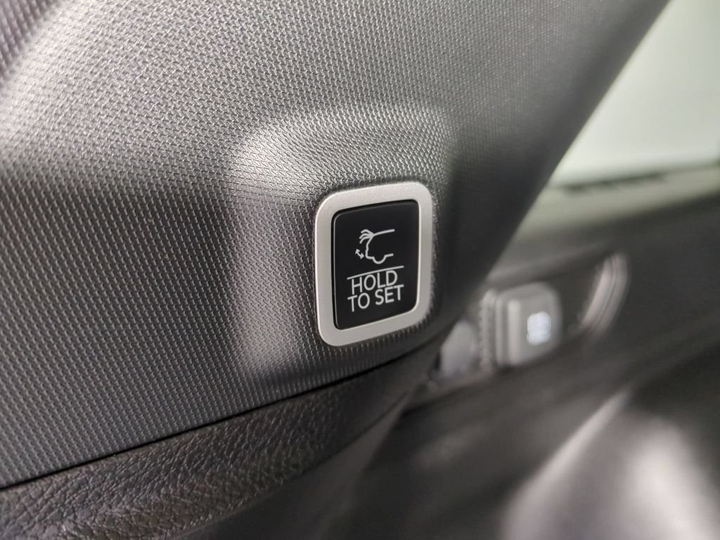 2025 Jeep Grand Cherokee Limited - Photo 15