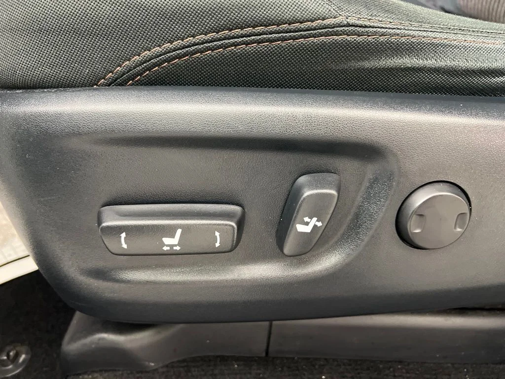 Used 2022 White Toyota Trail image 7