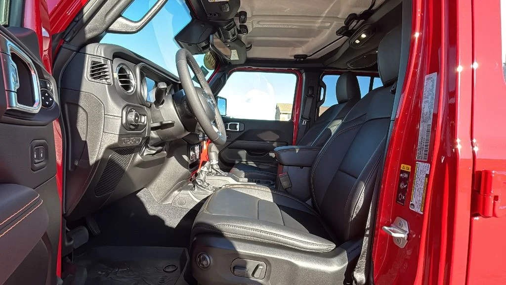 2026 Jeep Wrangler 4-Door Sahara - Photo 22