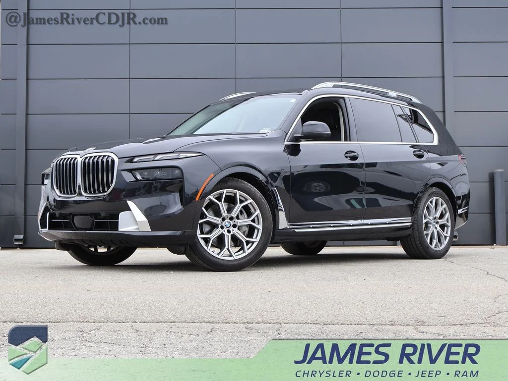 Used 2025 Black BMW xDrive40i image 1