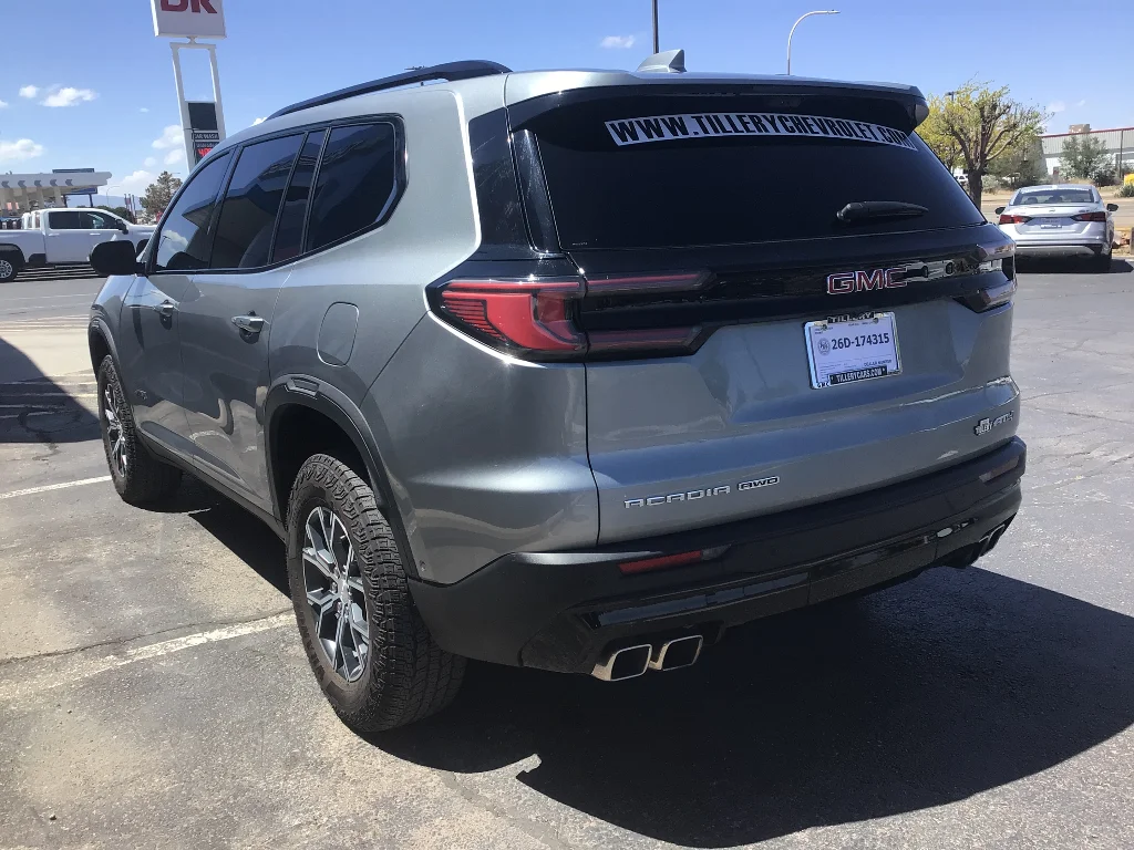 Used 2024 Sterling Metallic GMC AT4 image 4