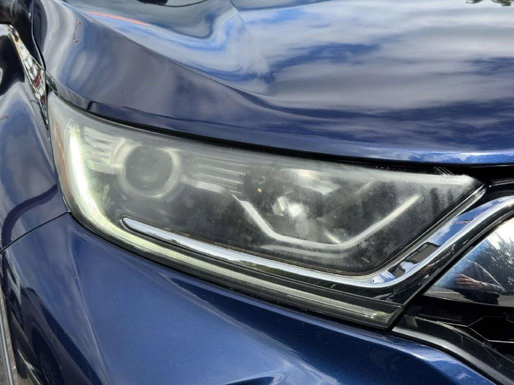 Used 2018 Obsidian Blue Pearl Honda EX-L image 13