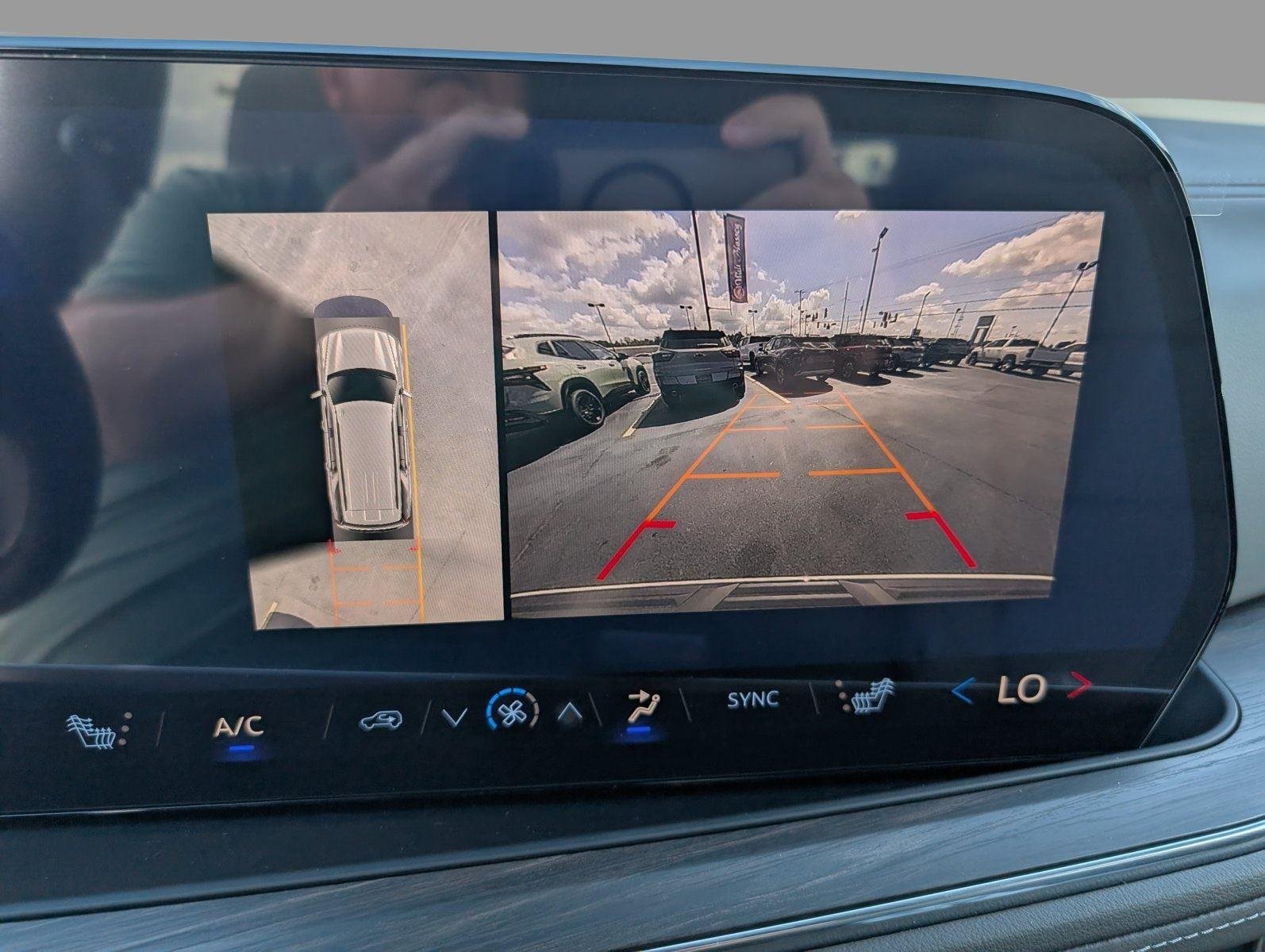 New 2026 Summit White Chevrolet LT image 18