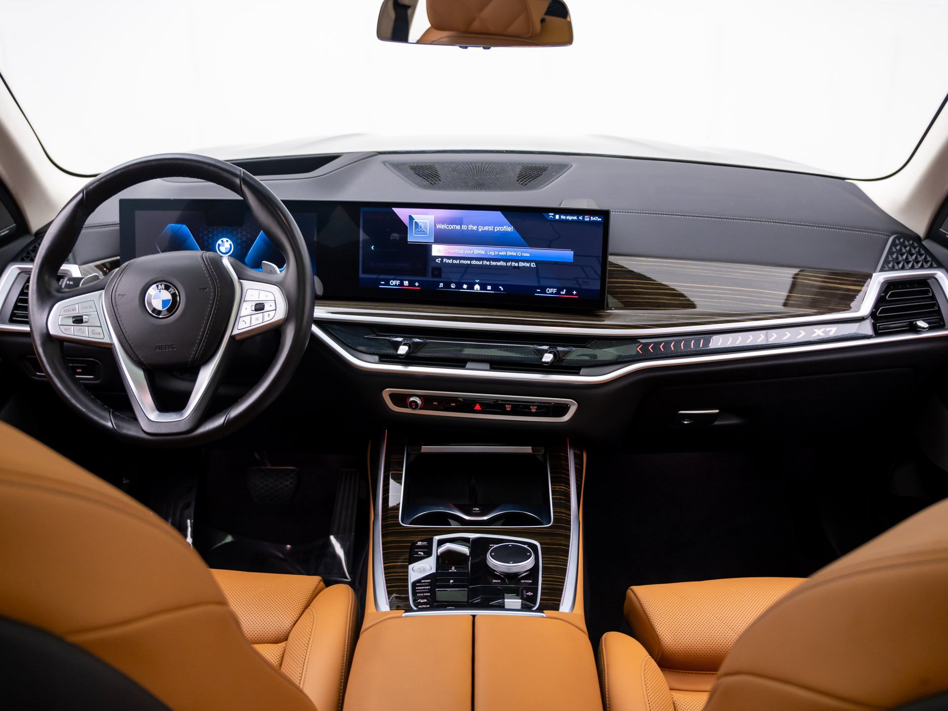 Used 2025 Black Sapphire Metallic BMW xDrive40i image 10