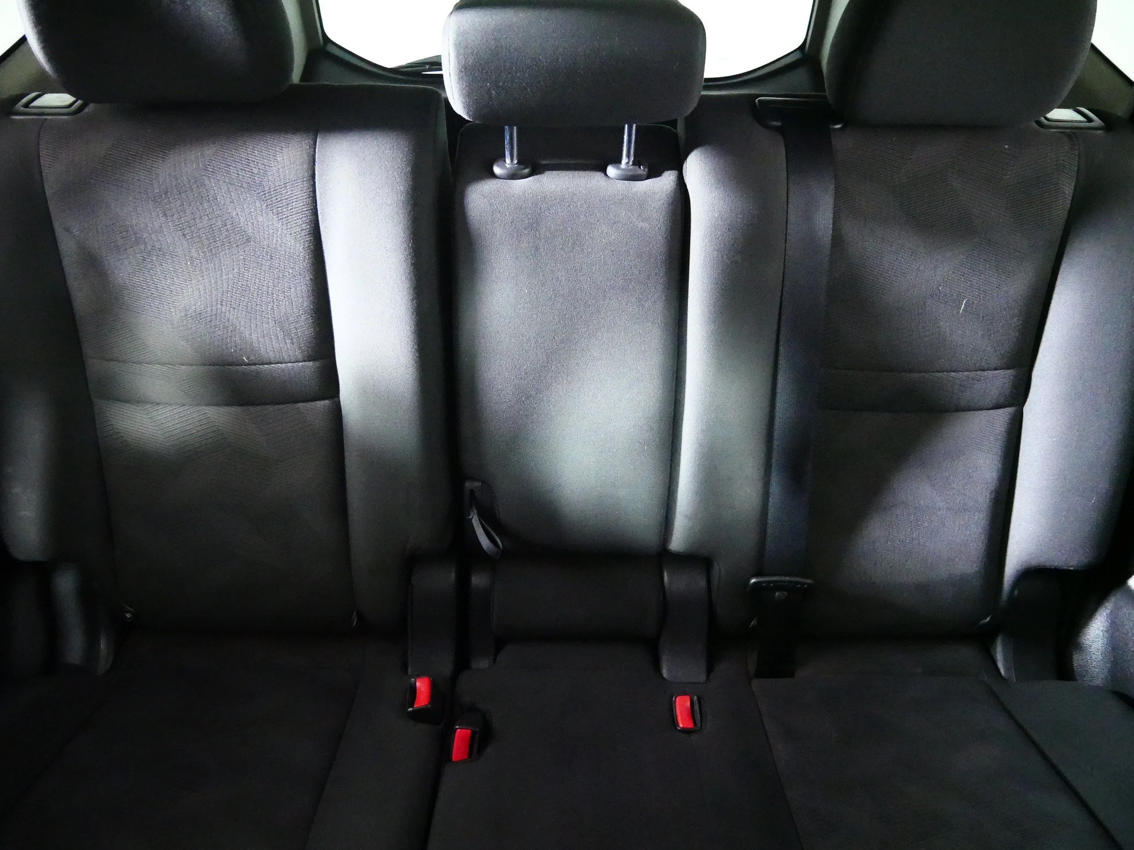 Used 2016 Cayenne Red Nissan S image 13