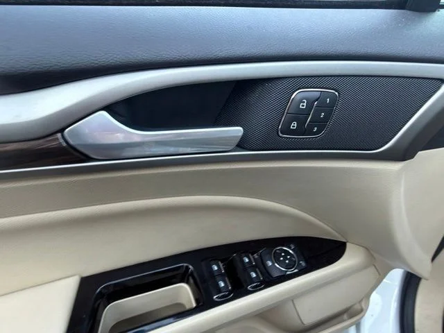 Used 2014 White Ford SE image 28