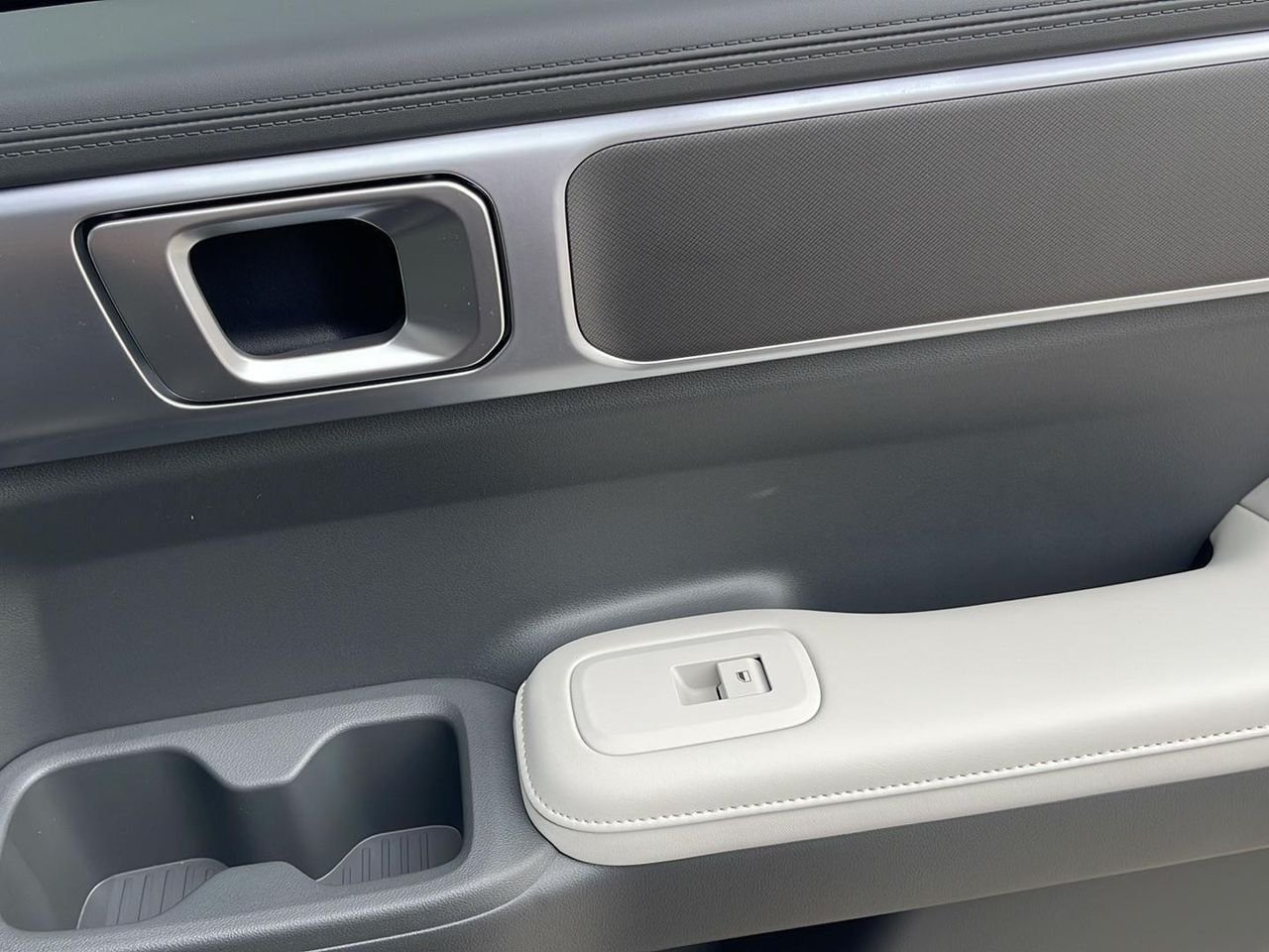 New 2026 Ecotronic Gray Hyundai SEL image 54
