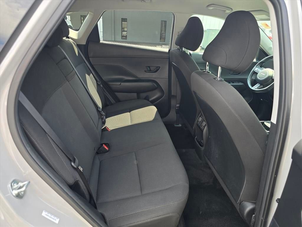 Used 2025 Gray Hyundai SEL image 13