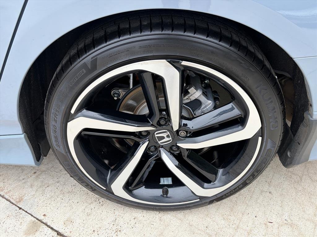 Used 2021 Sonic Gray Pearl Honda Sport image 22