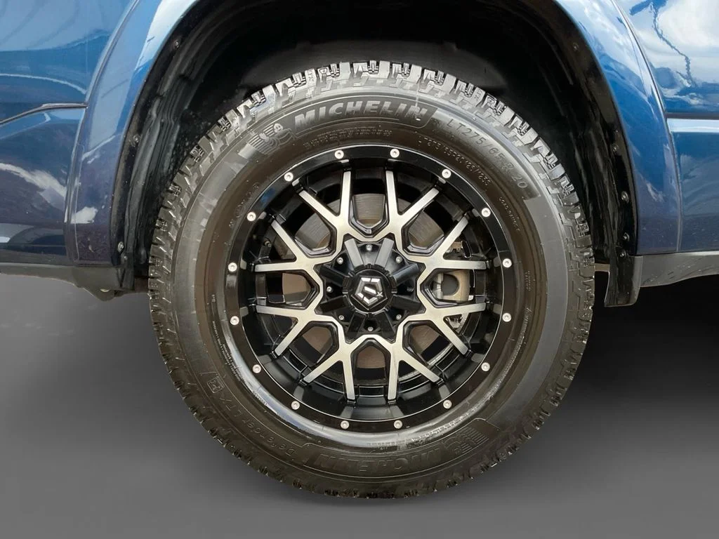 Used 2022 Blue Ram Laramie image 8