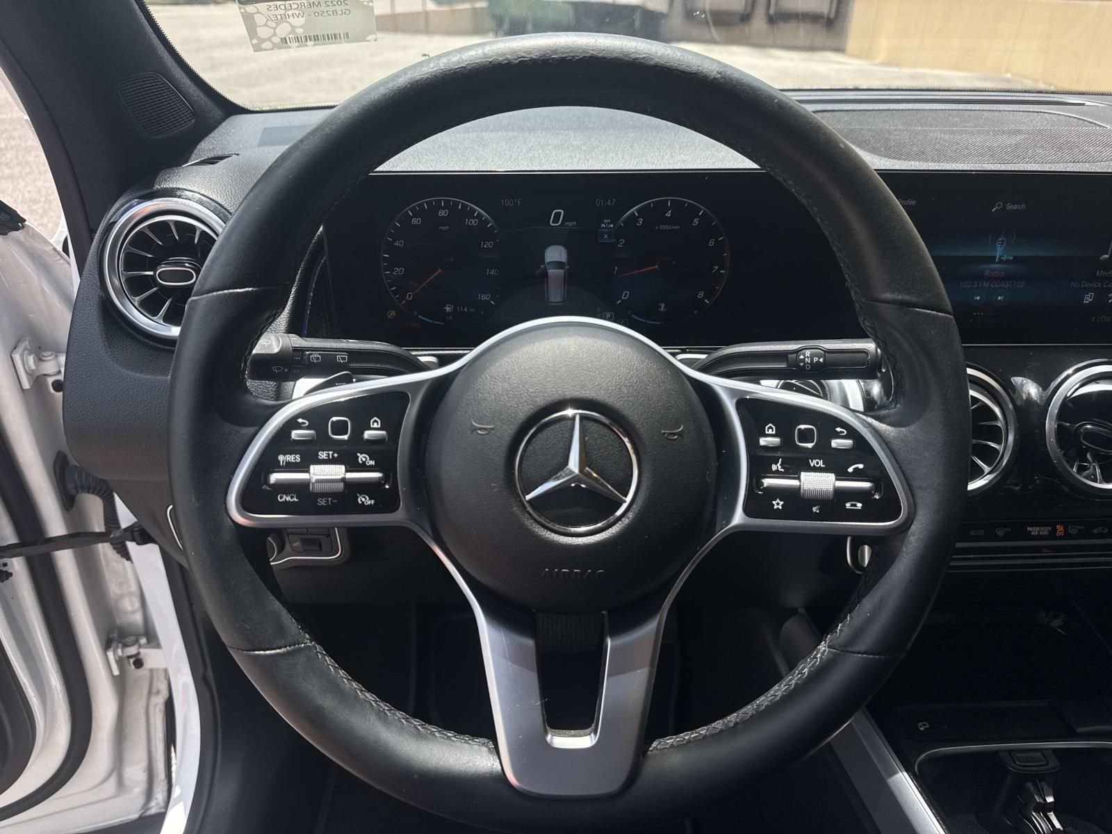 Used 2022  Mercedes-Benz GLB 250 image 23