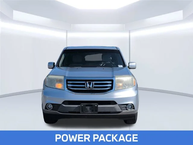 Used 2013  Honda EX image 10