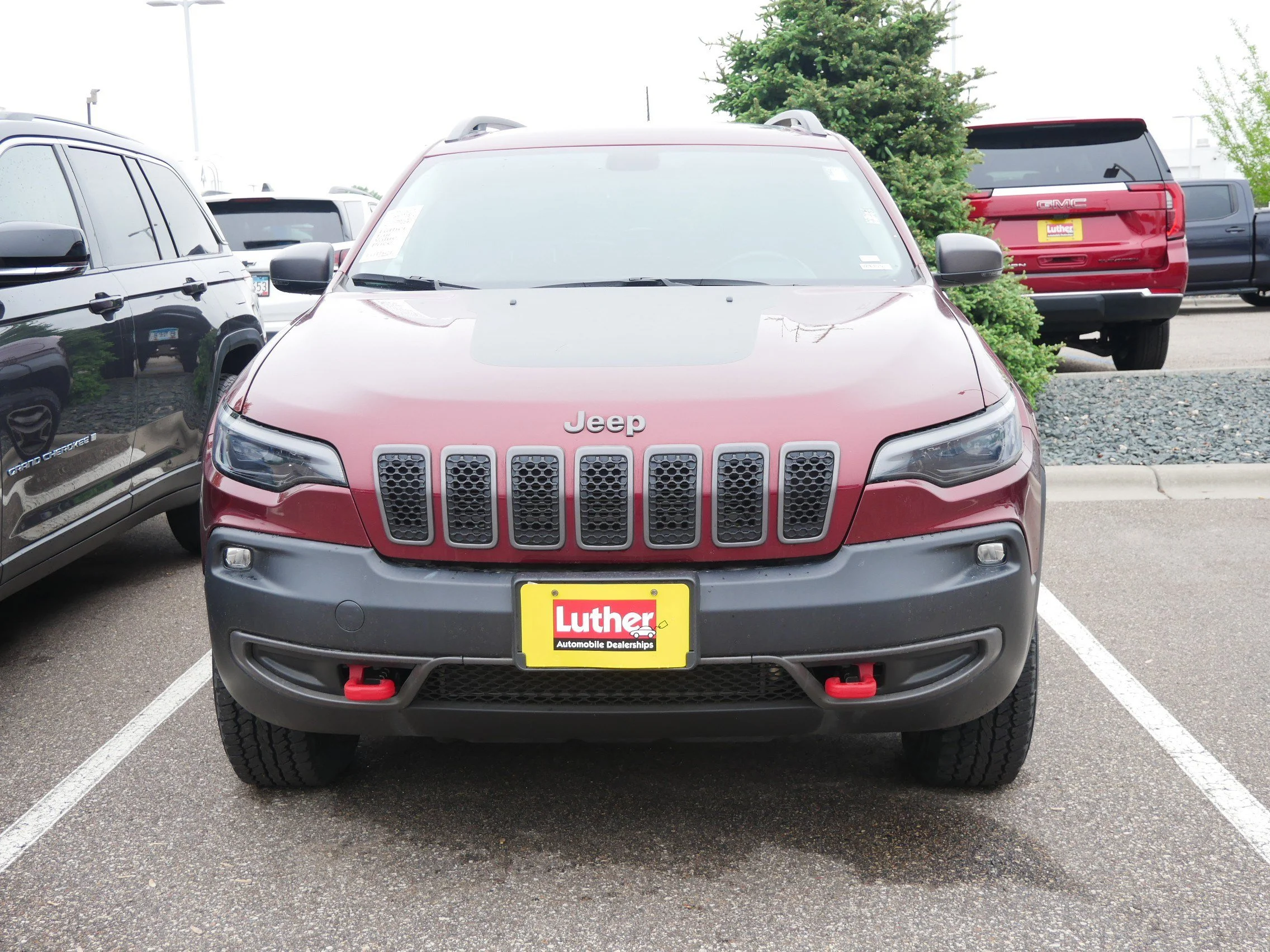 Used 2020 Jeep Cherokee Trailhawk with VIN 1C4PJMBX5LD521225 for sale in Brooklyn Center, Minnesota