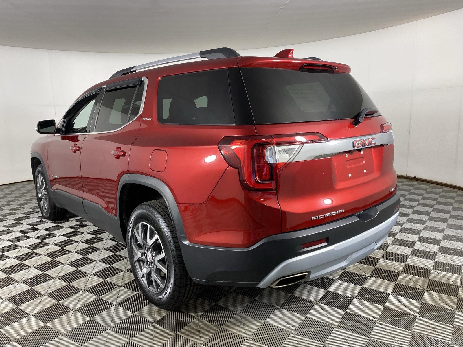 Used 2023 Volcanic Red Tintcoat GMC SLE image 5